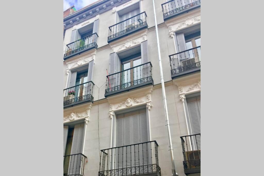 Precioso Estudio En Malasana Madrid Exterior foto